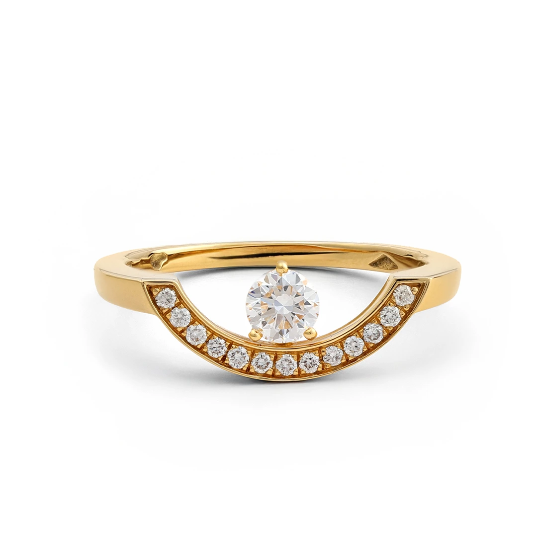 Bague_Intrepide_grand_arc_0.25ct_pavee_-_Or_jaune_18k_-_diamant_ethique_-_Loyale_Paris_-_1
