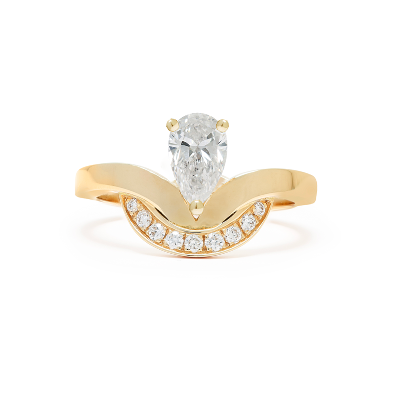 Ring Emblème semi pavée Pear - 18k yellow gold lab grown diamond loyale paris 1